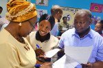 Toimittajia Tansaniassa kestävän kehityksen klubilla